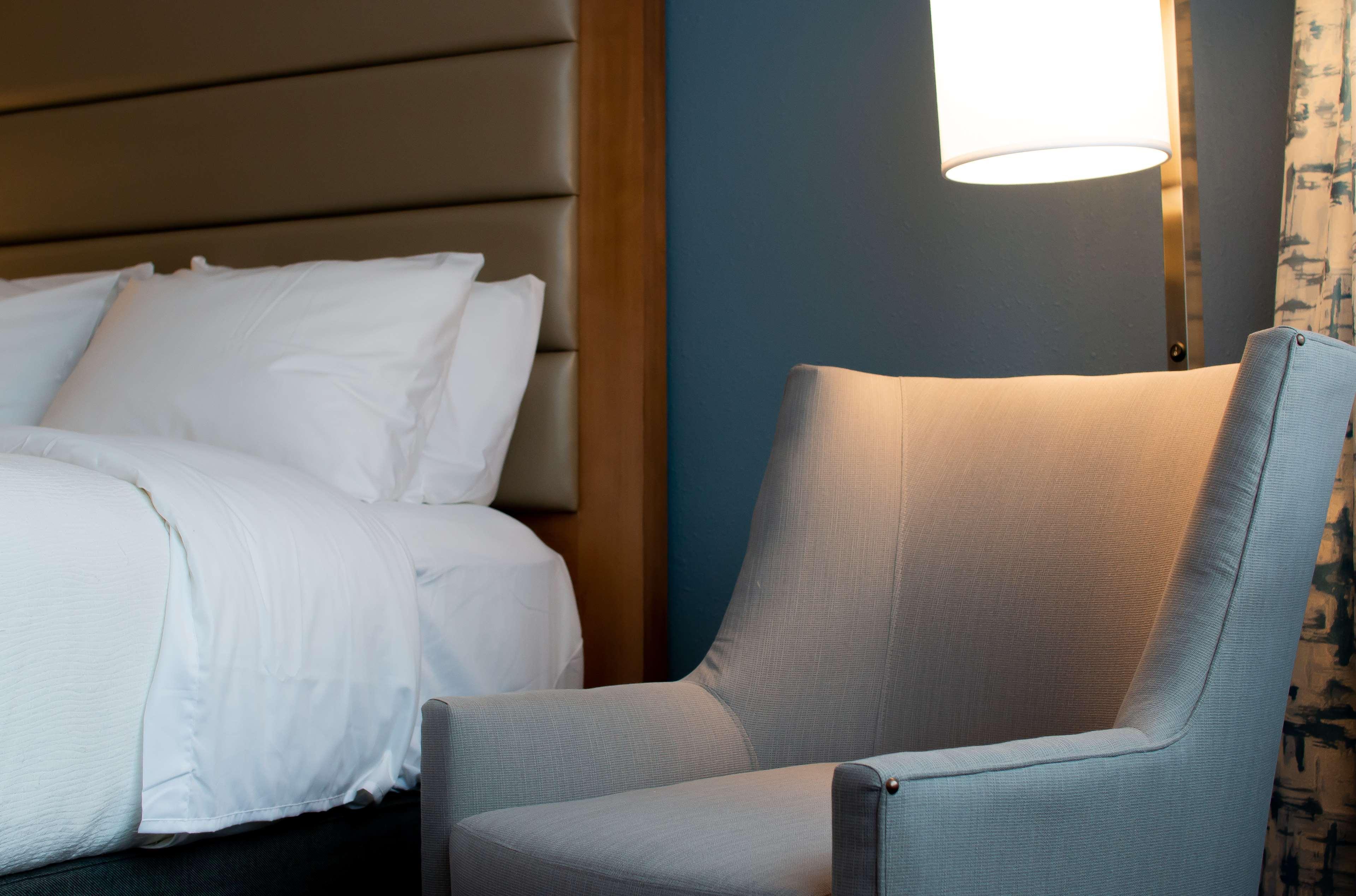 Radisson Hotel And Conference Center فوند دو لاك المظهر الخارجي الصورة